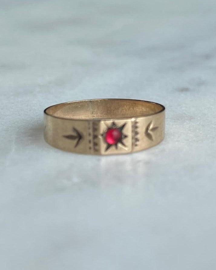 Edwardian 18ct Gold Garnet Baby Ring