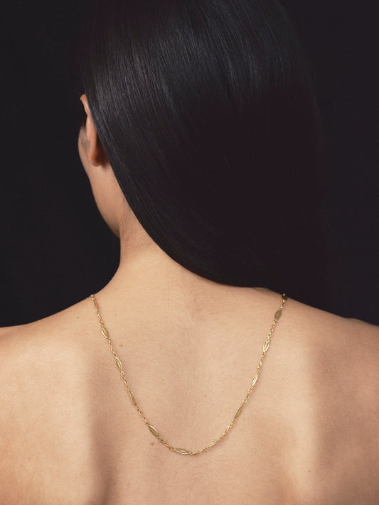 Vintage 18k Gold Decorative Chain Necklace