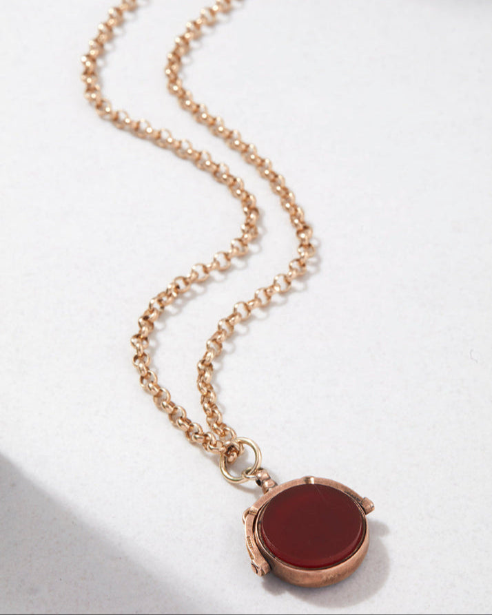 Antique 9k / 9ct Gold Victorian Carnelian/ Bloodstone Spinner Fob Pendant