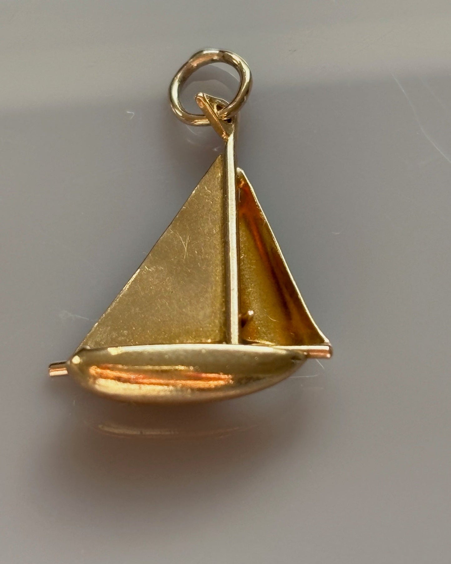 9k Gold Sailboat Charm Pendant