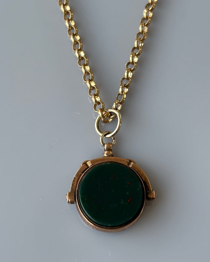 Antique 9k / 9ct Gold Victorian Carnelian/ Bloodstone Spinner Fob Pendant