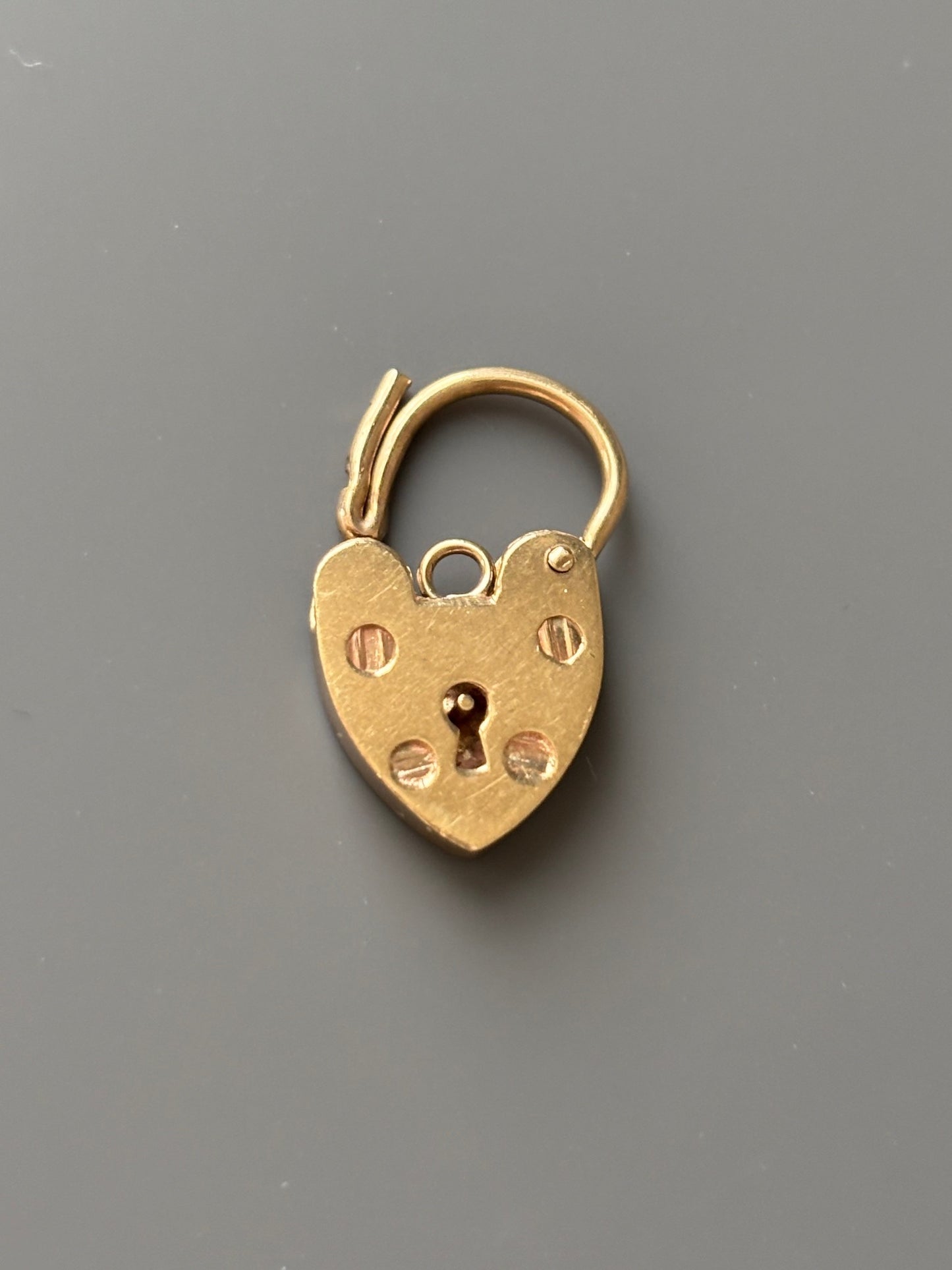 9k Gold Vintage Heart Lock Charm
