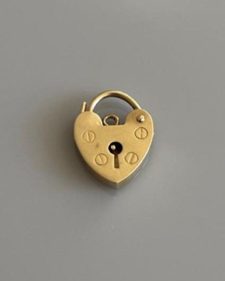 9ct / 9k Gold Heart Lock / Padlock Charm Pendant