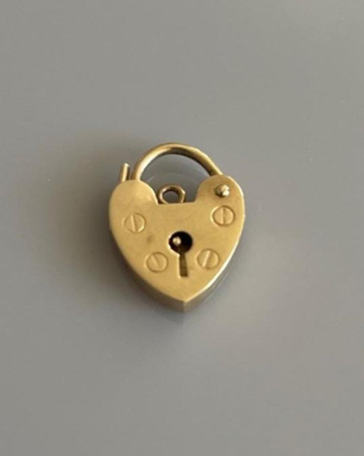 9ct / 9k Gold Heart Lock / Padlock Charm Pendant