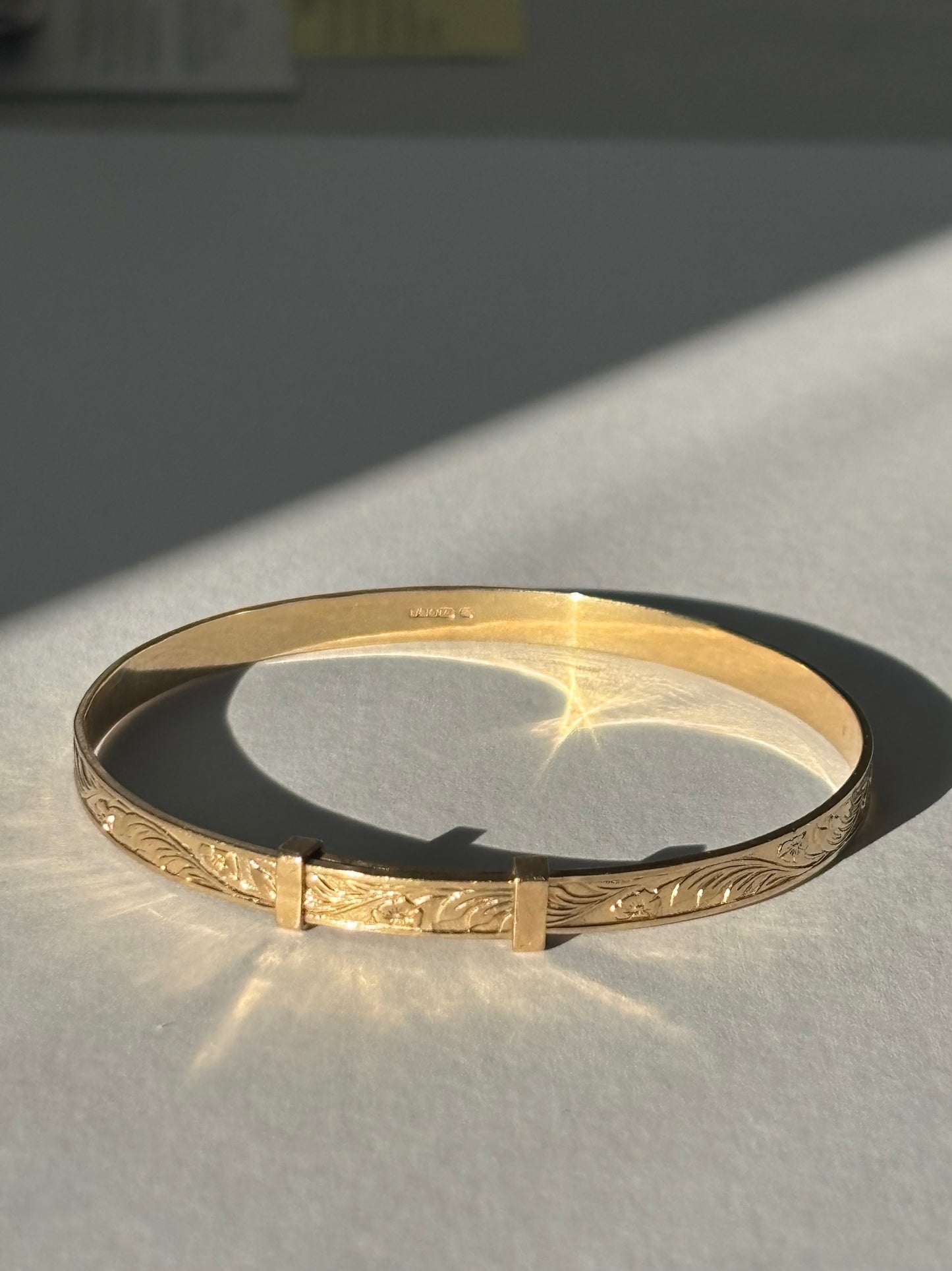 Vintage 9k Gold Engraved Bangle / Bracelet