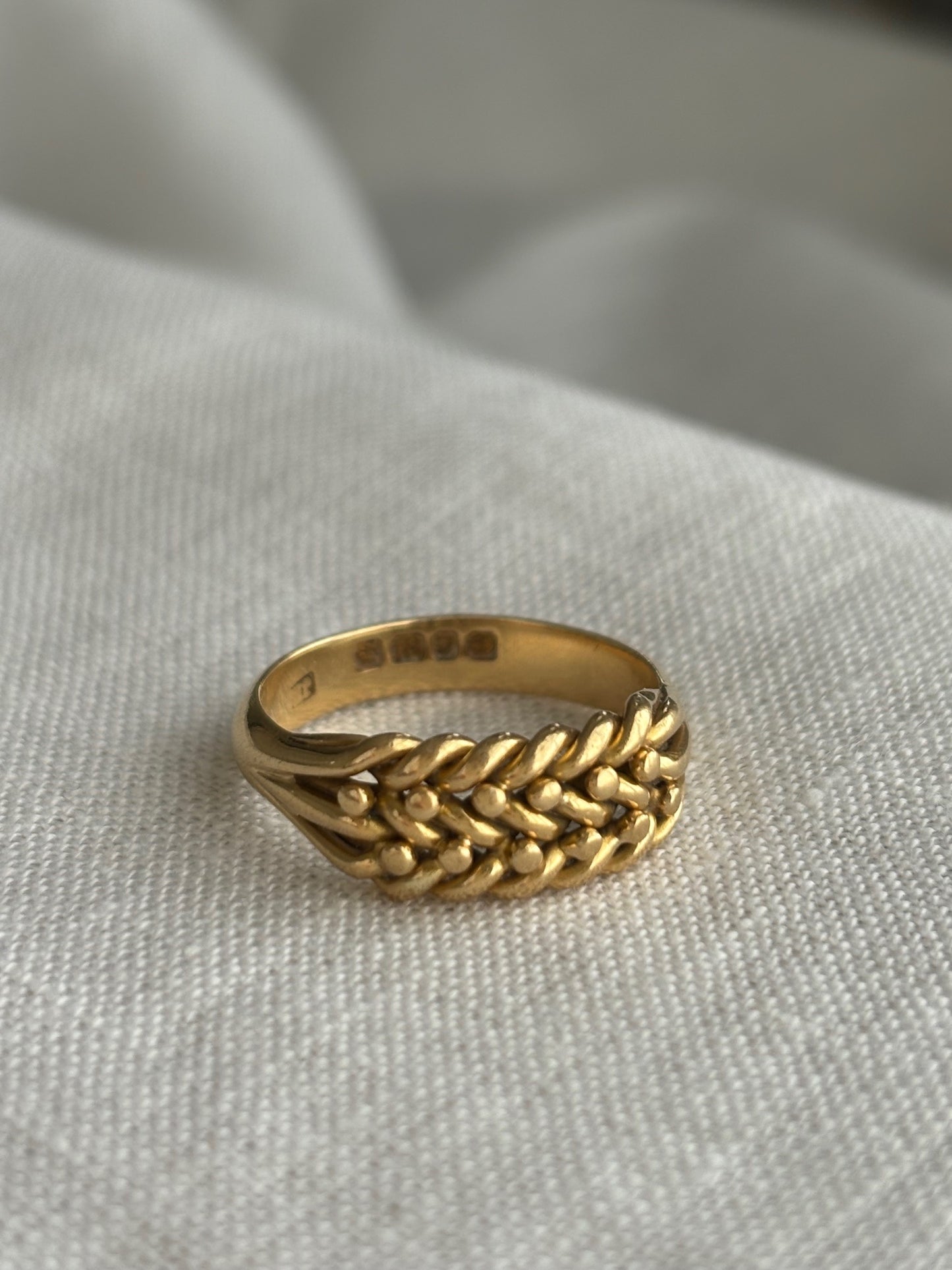 Antique 1900 18k Gold Keeper Ring