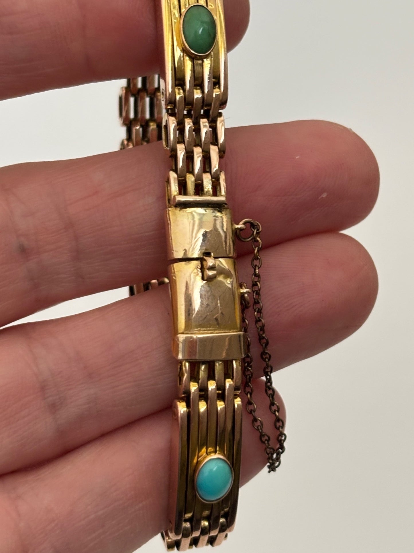 Gorgeous 15k Antique Bracelet w Turquoise Stones