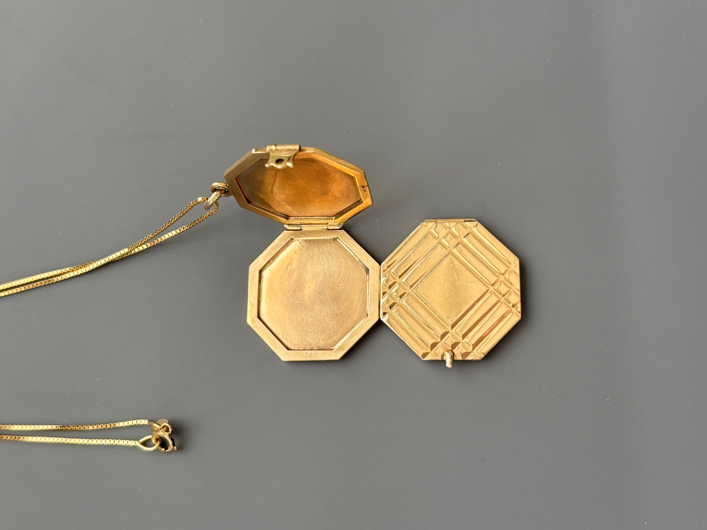 14k Mini Curb Chain and 4 way folding Pendant Locket