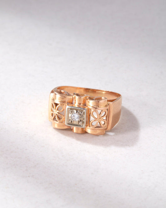 French 1940's 18ct Gold and Diamond Tank Ring