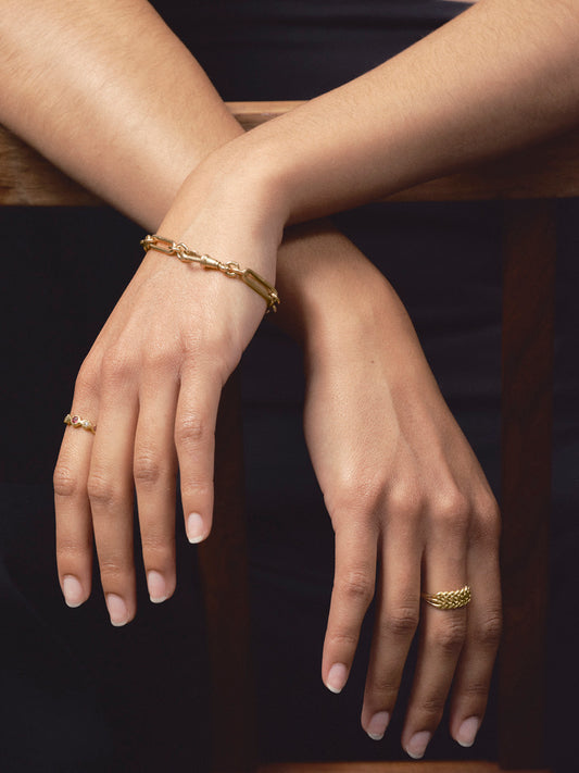 Stunning Vintage 9k Gold Circular Link Bracelet