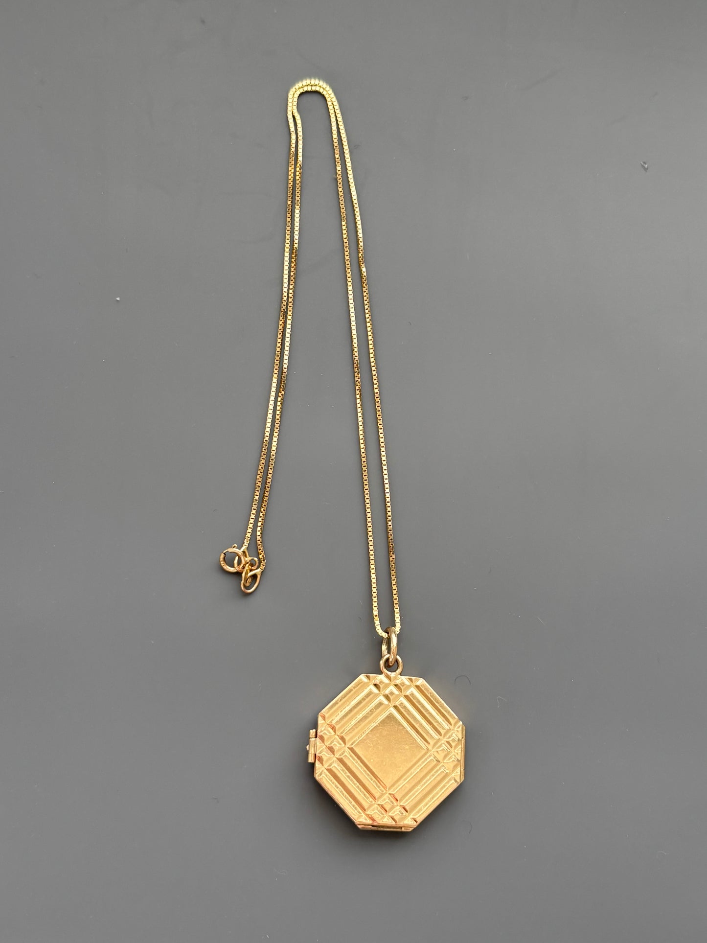 14k Mini Curb Chain and 4 way folding Pendant Locket