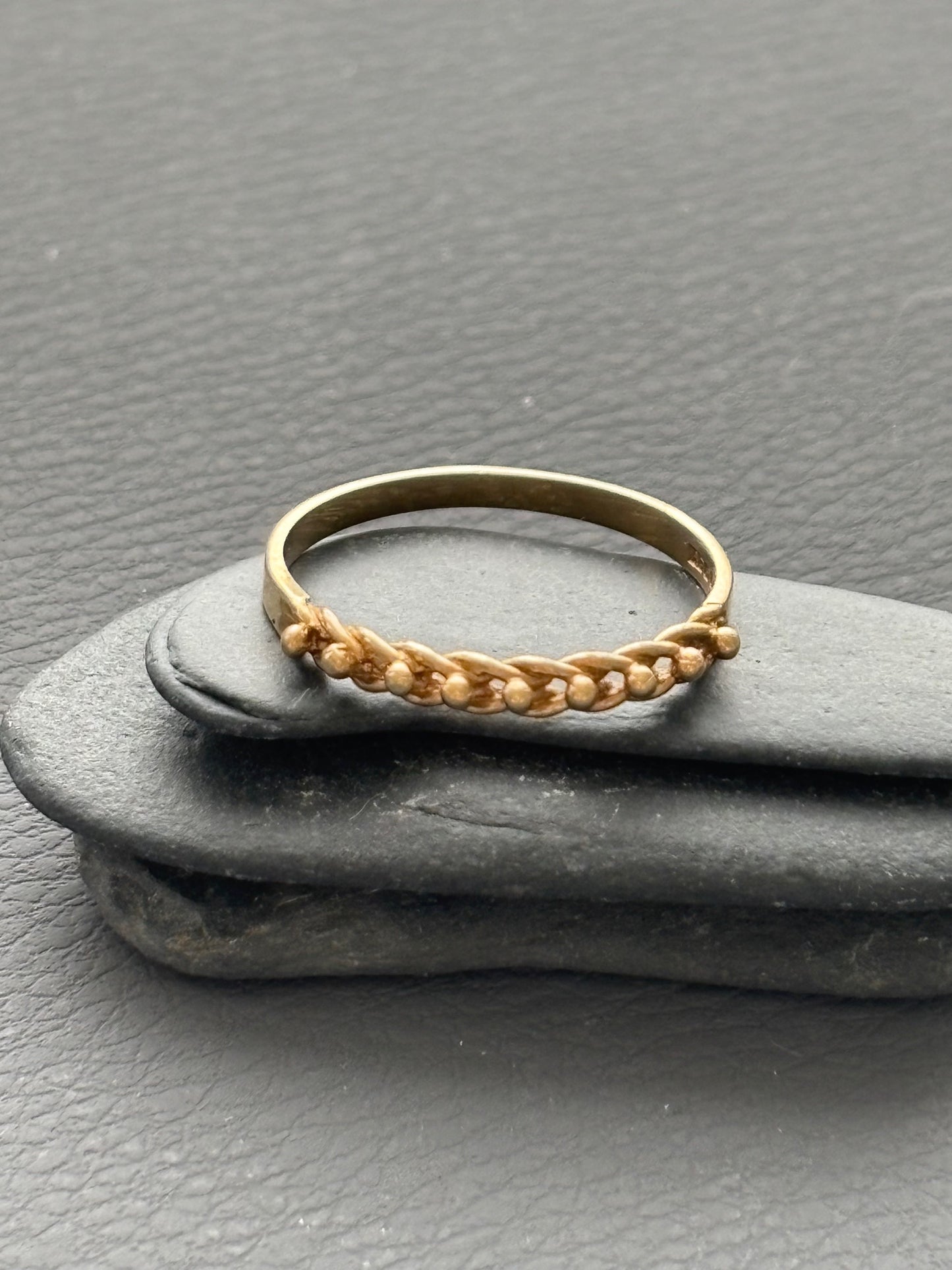 Vintage 9k Gold Chain Ring