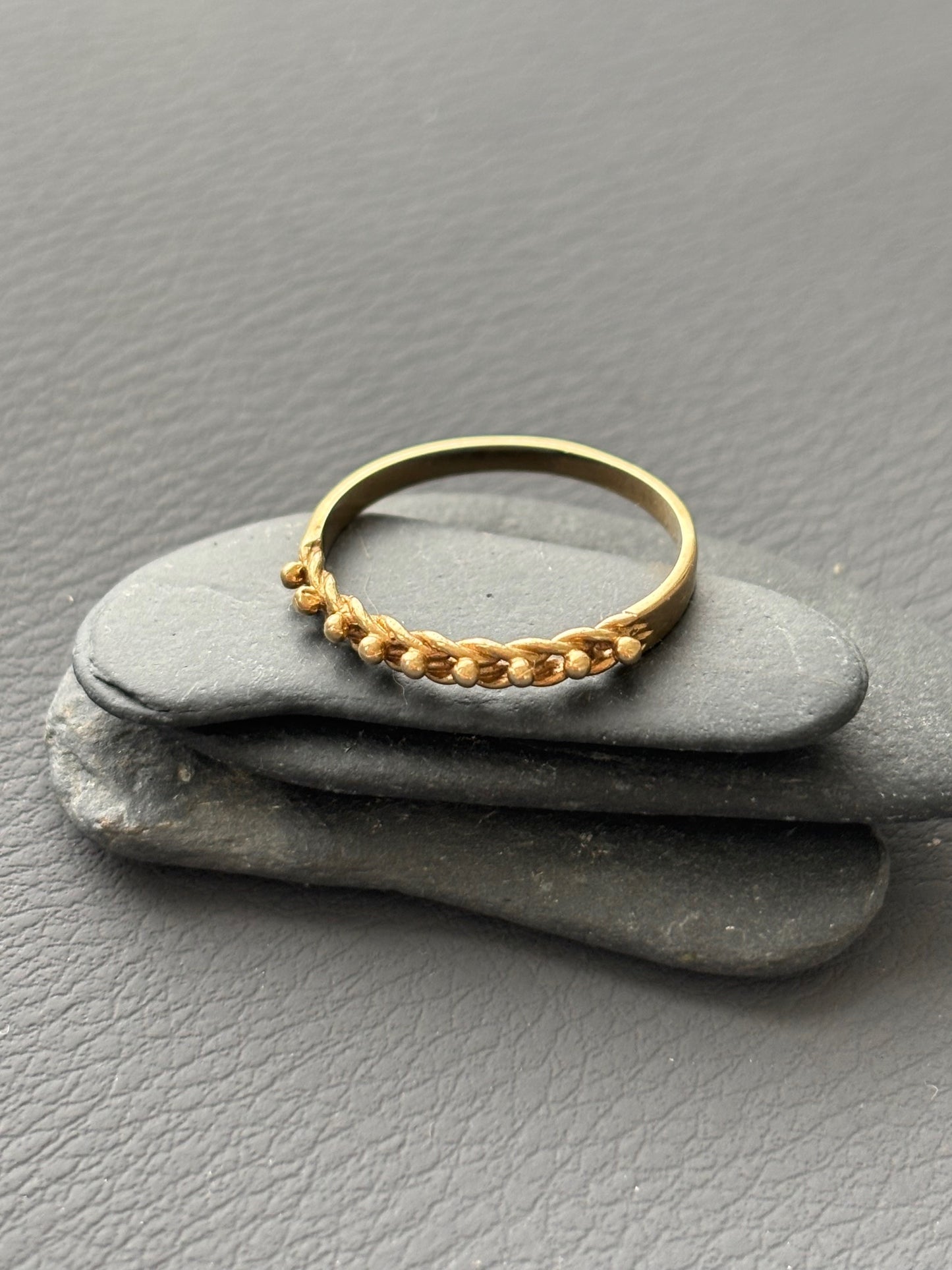 Vintage 9k Gold Chain Ring