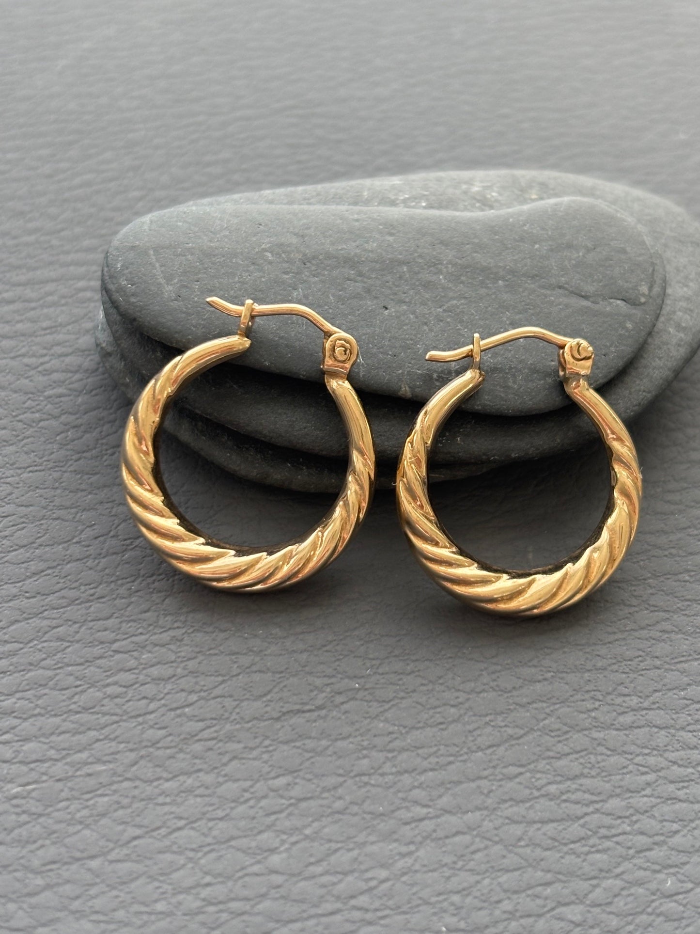 Vintage 9k Gold Hoops