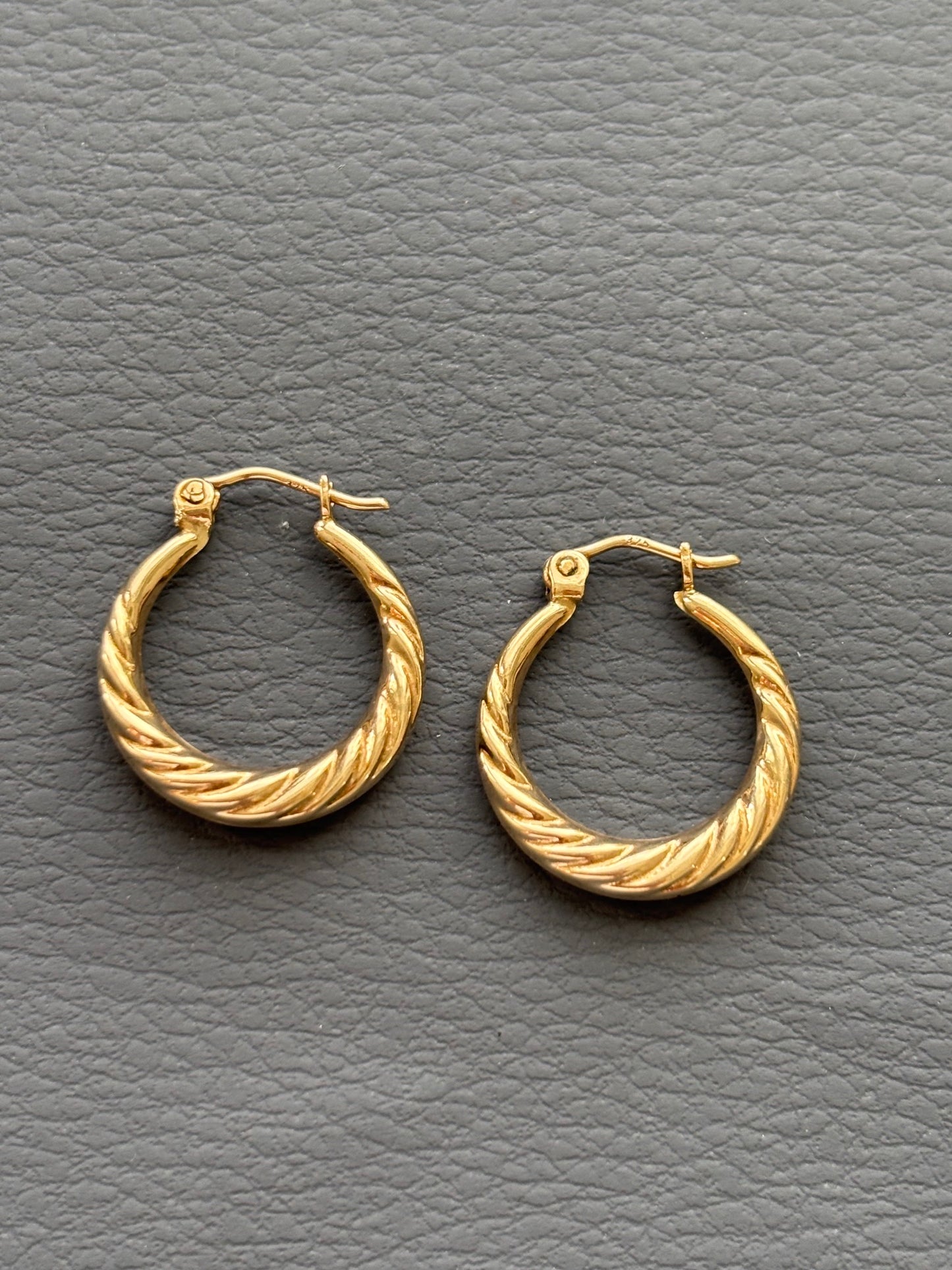 Vintage 9k Gold Hoops