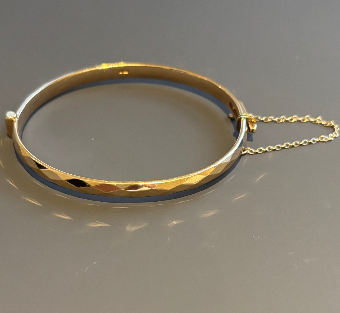 Elegant 9k Gold Solid Faceted Surface Bangle / Bracelet w/ Hinge and Clasp