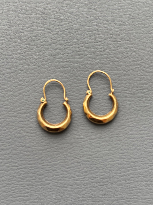 9k Gold Faceted Hoop Earrings