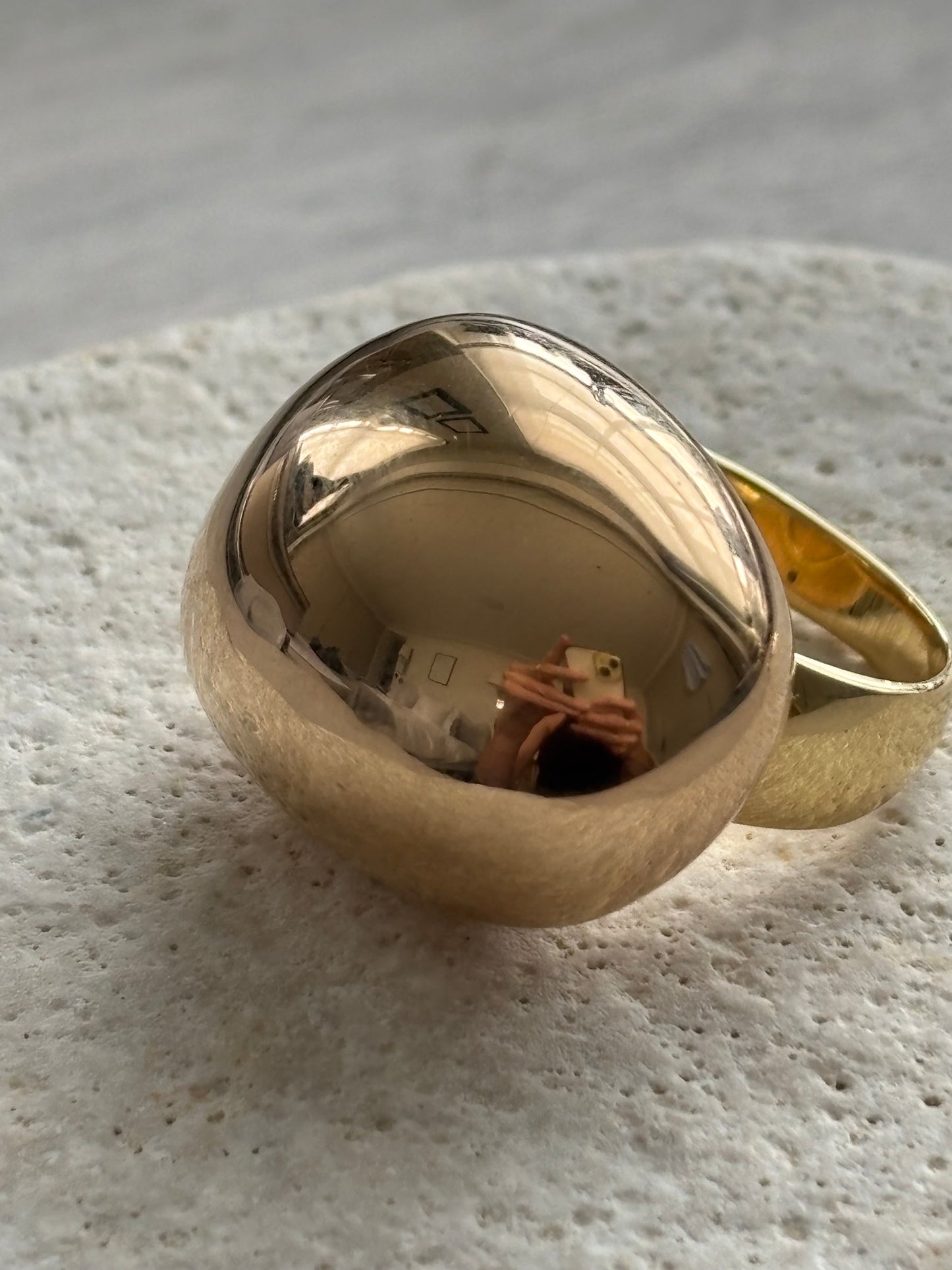 Stunning 18k Gold Italian Bombe Ring