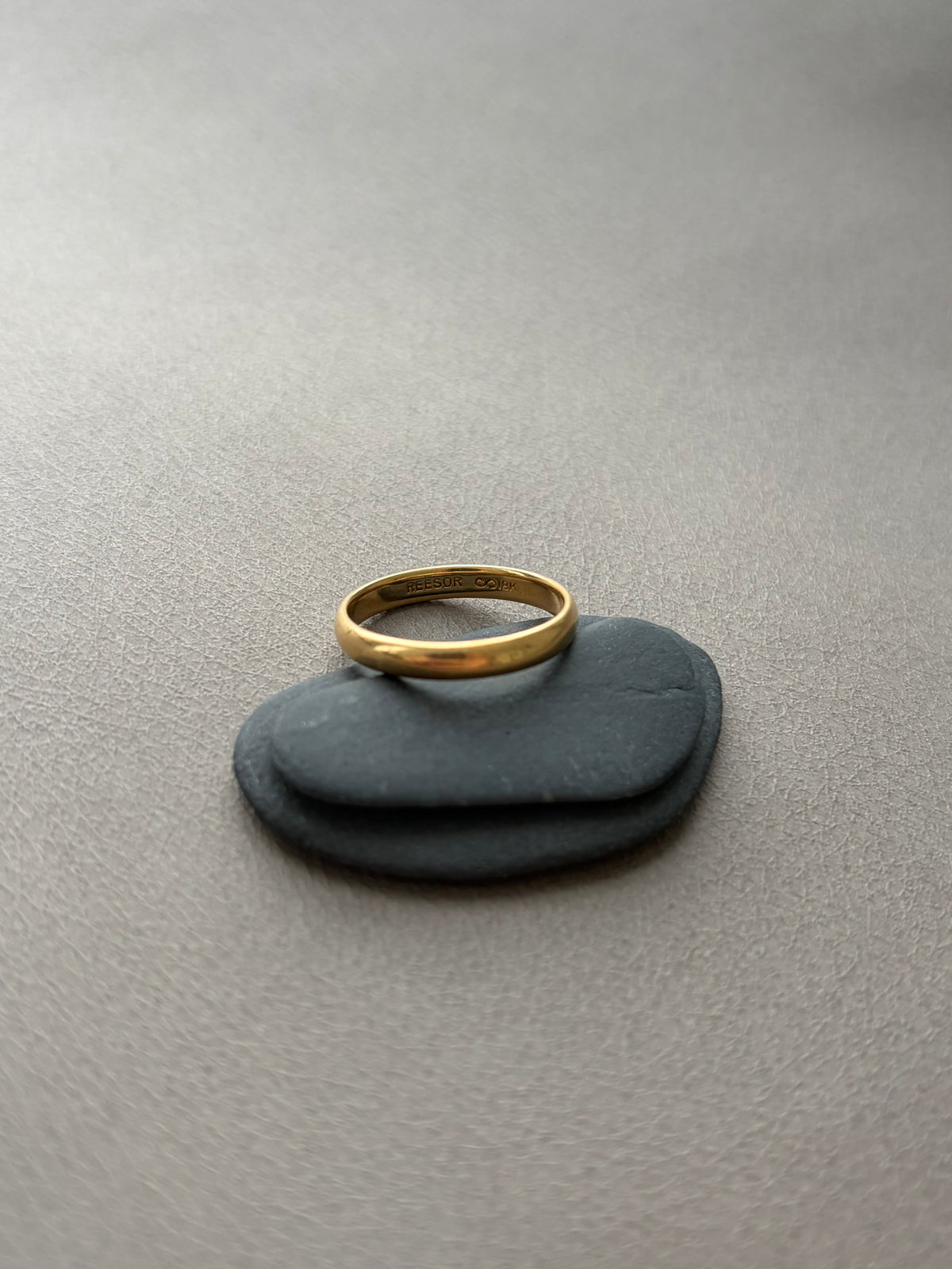Vintage 18k Gold Band Ring