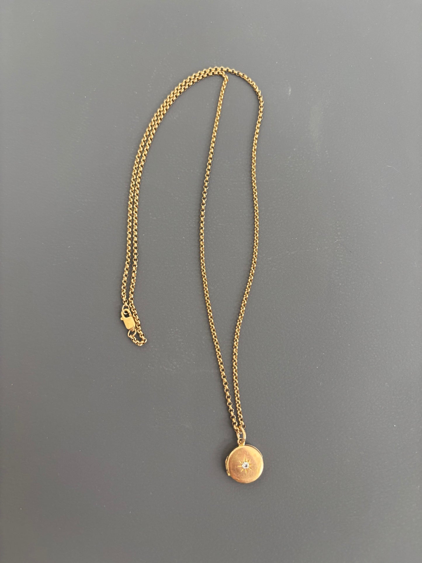 Antique Victorian 9k Gold Locket w/ Diamond on 9k Belcher Chain