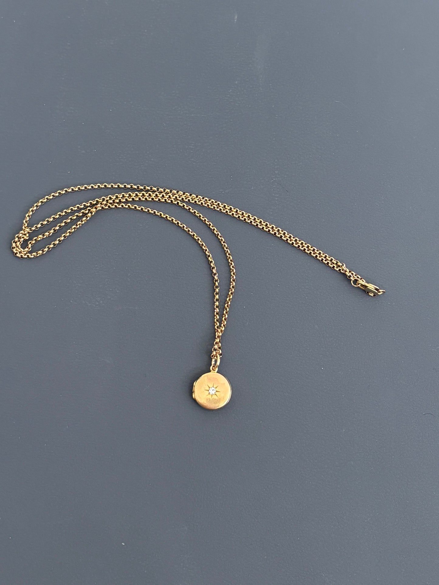 Antique Victorian 9k Gold Locket w/ Diamond on 9k Belcher Chain