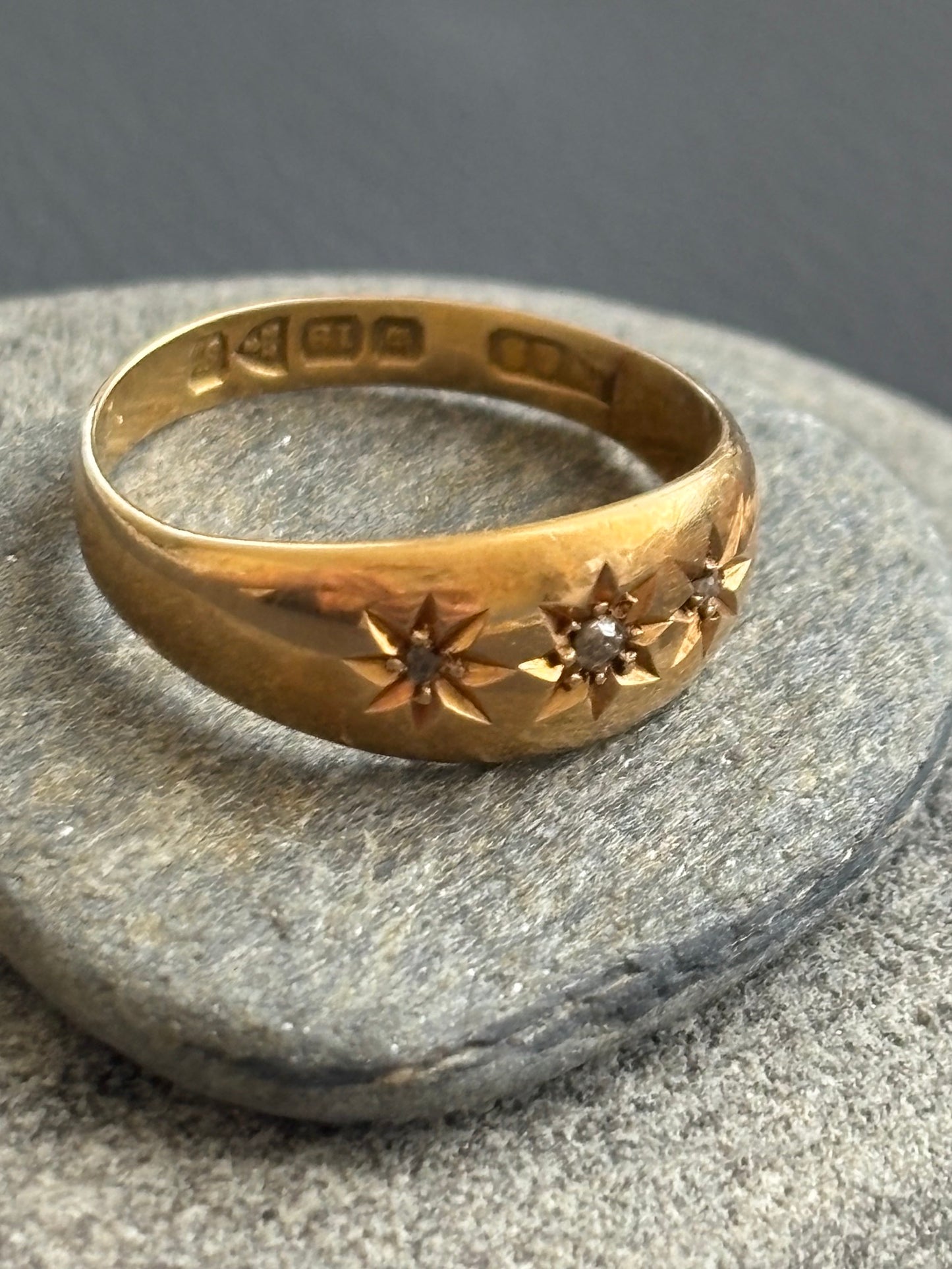 Antique 18k Gold and Diamond Gypset Ring