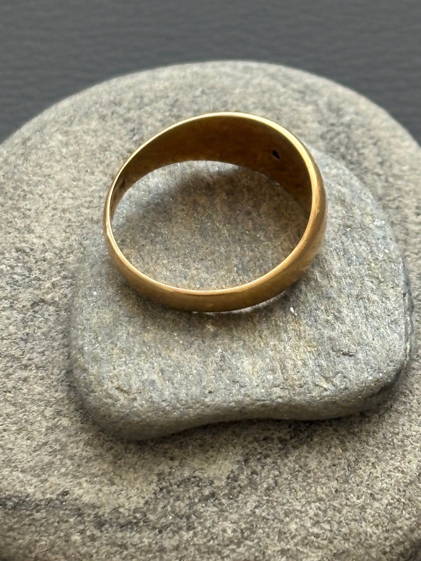 Antique 18k Gold and Diamond Gypset Ring