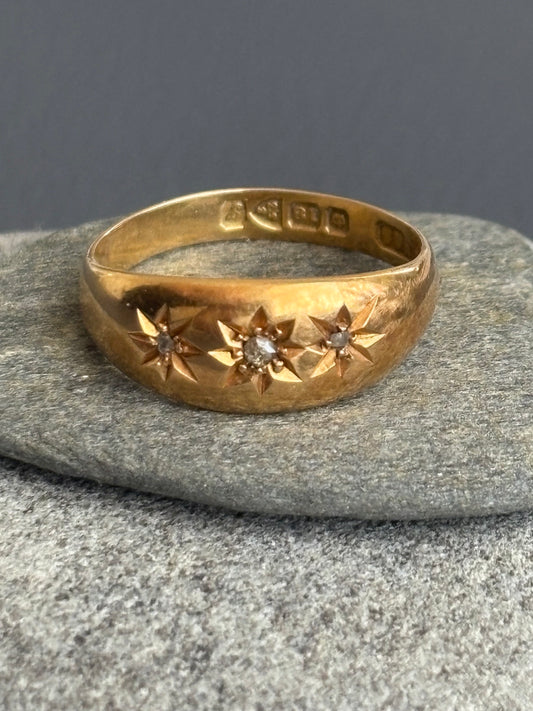 Antique 18k Gold and Diamond Gypset Ring