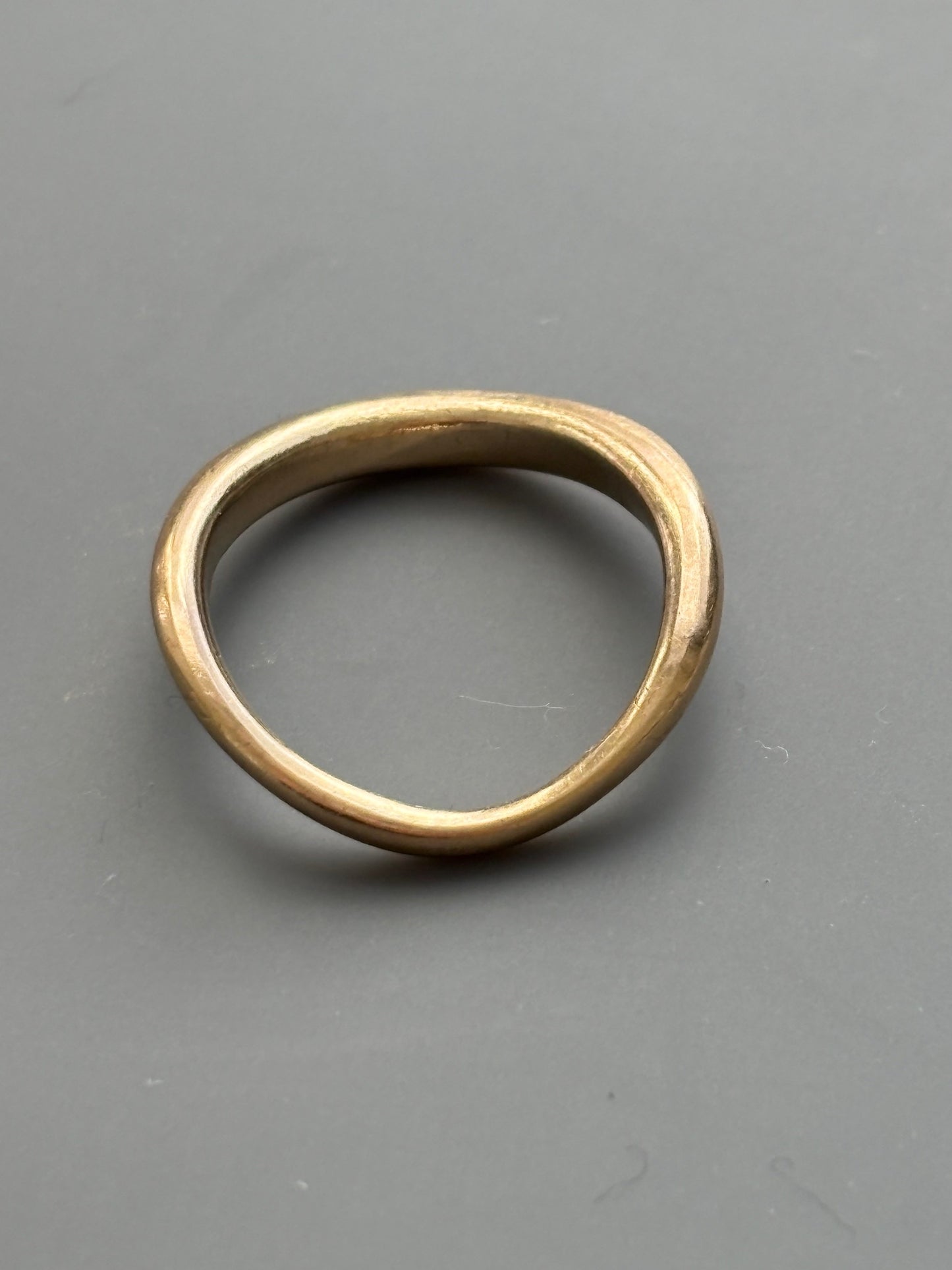 Modernist 9k Gold Sculptural Band Ring