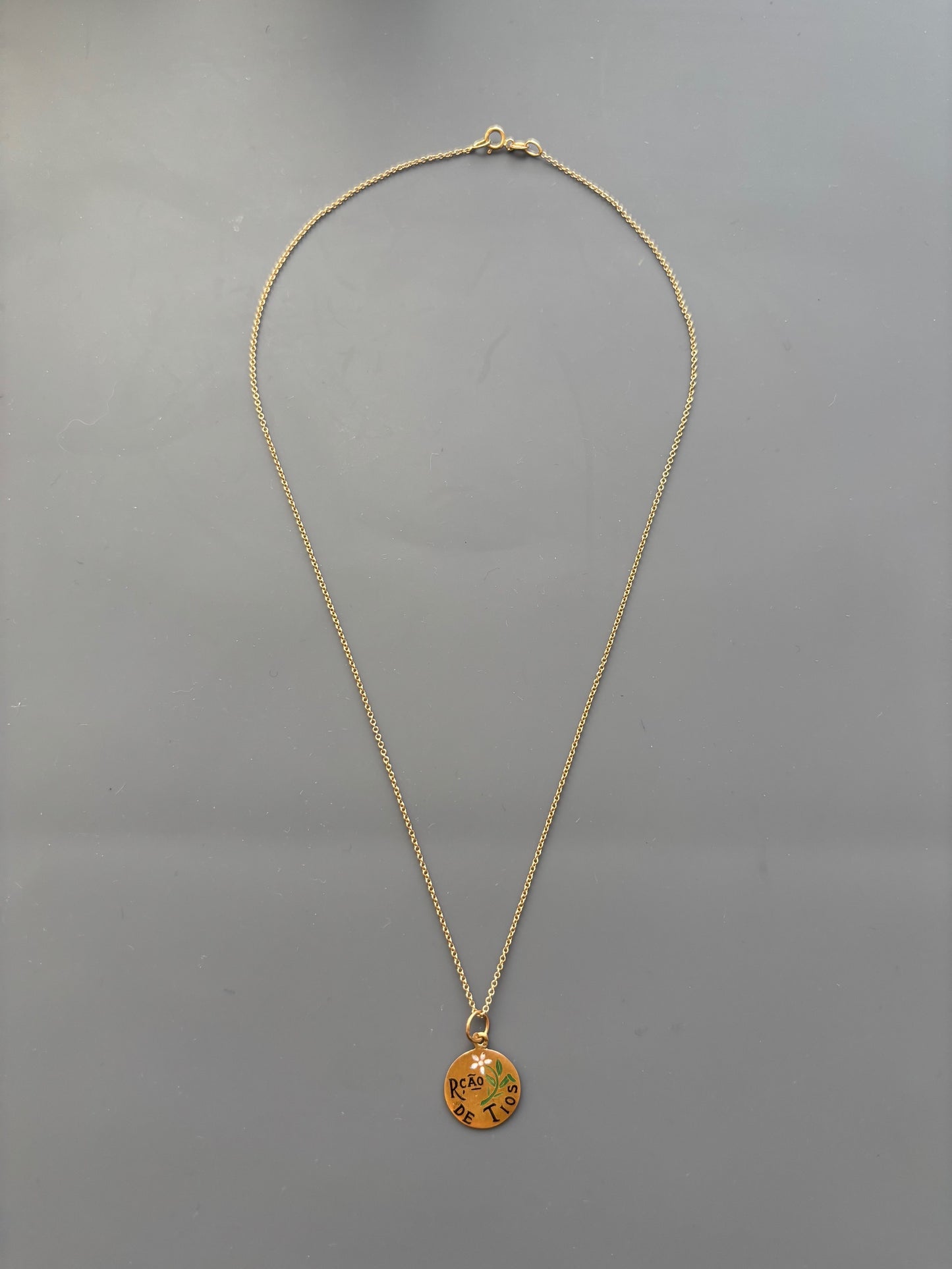 Vintage 19k Portuguese Charm on 18k Gold Chain Rcao de Tios