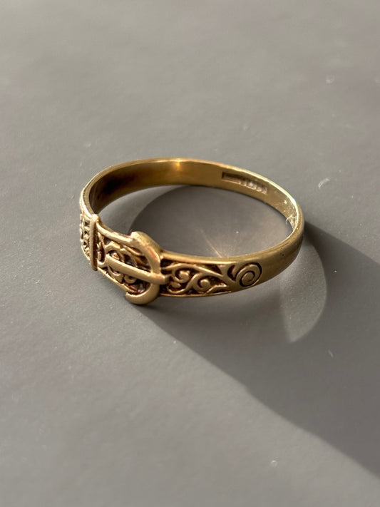 9k Gold Vintage Engraved Buckle Ring