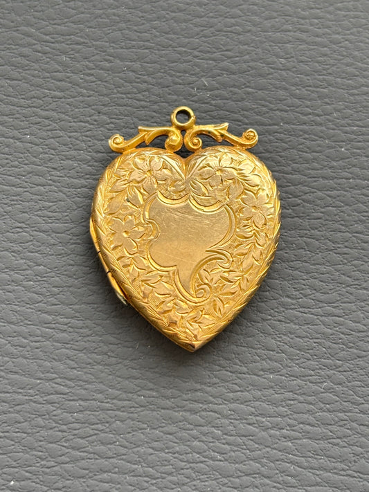 9k Gold Antique Engraved Heart Locket
