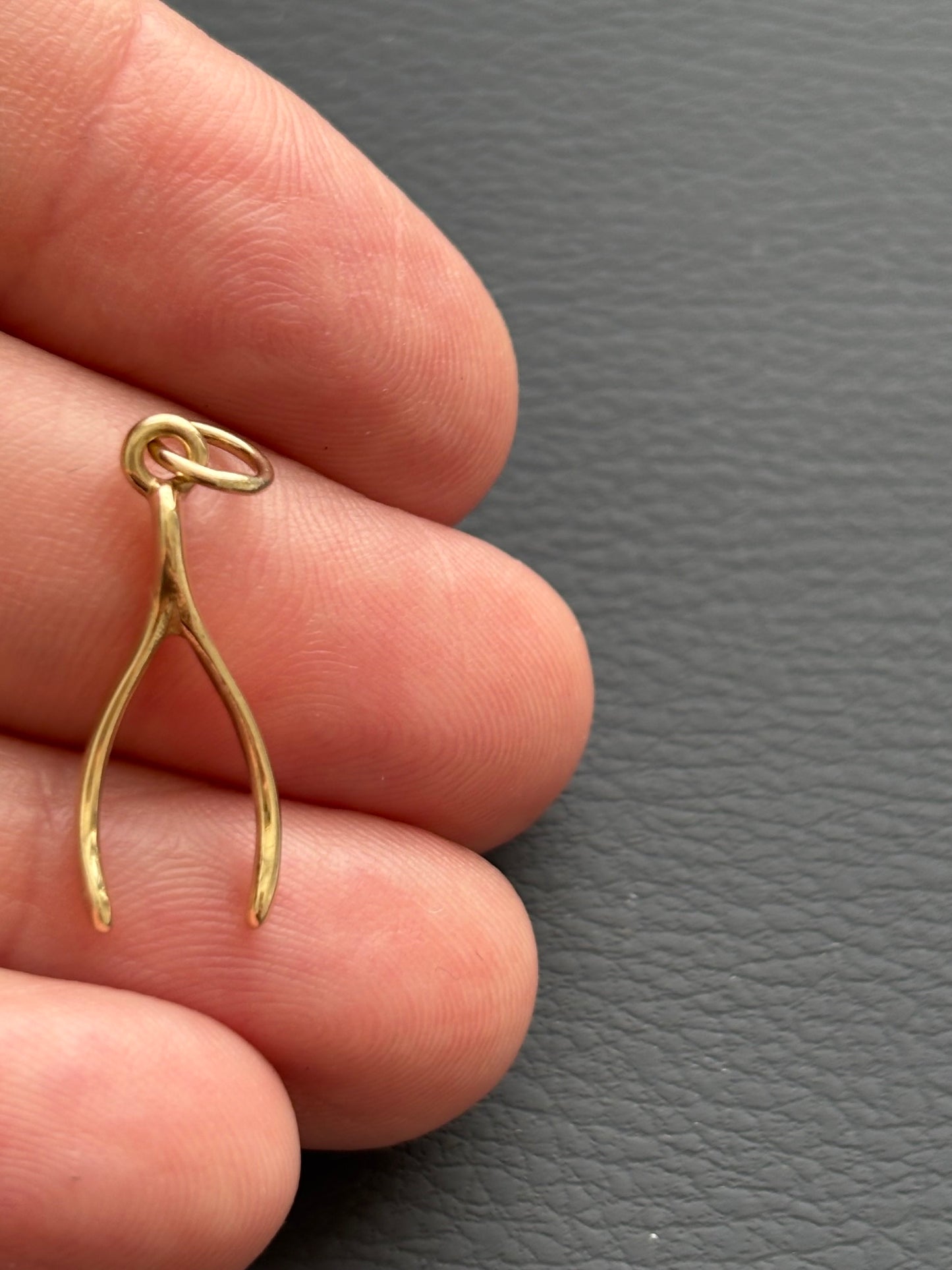 9k Gold Lucky Wishbone Charm