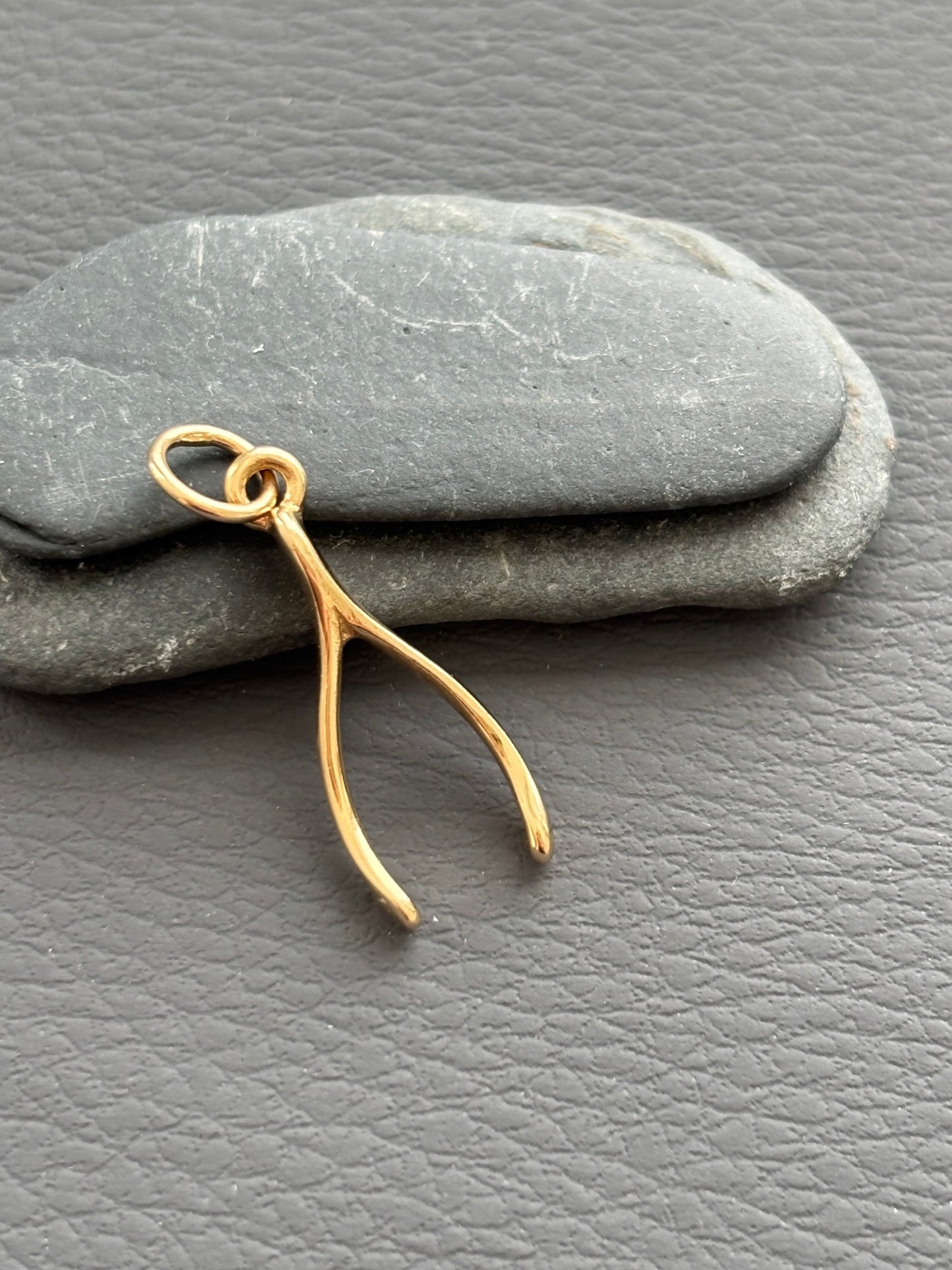 9k Gold Lucky Wishbone Charm