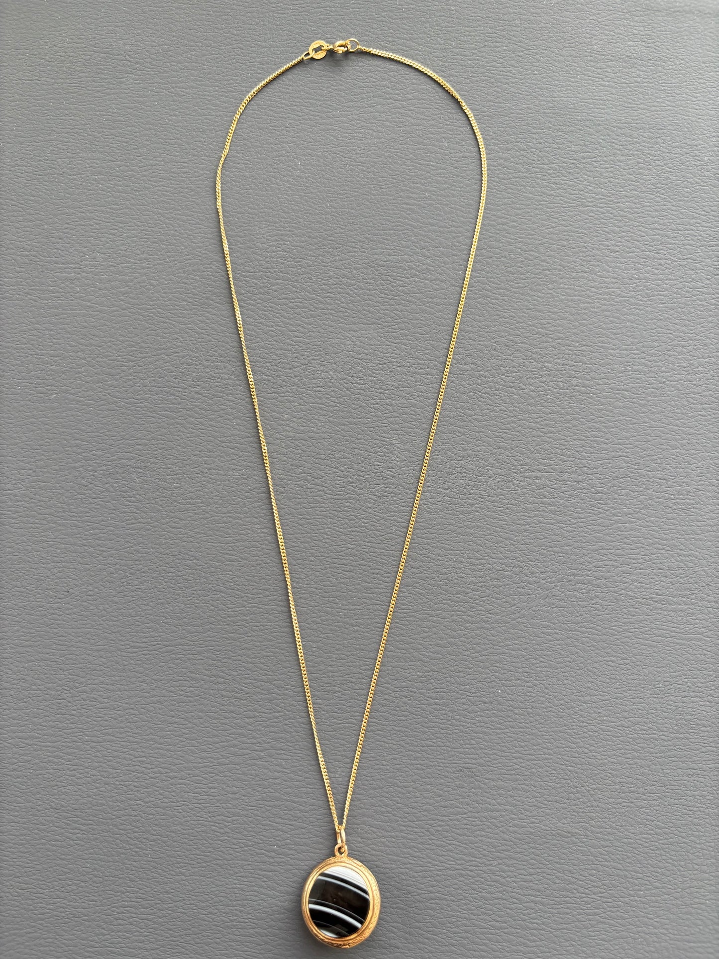 Vintage Necklace 9k Gold Striped Agate Pendant on 18k Gold Chain