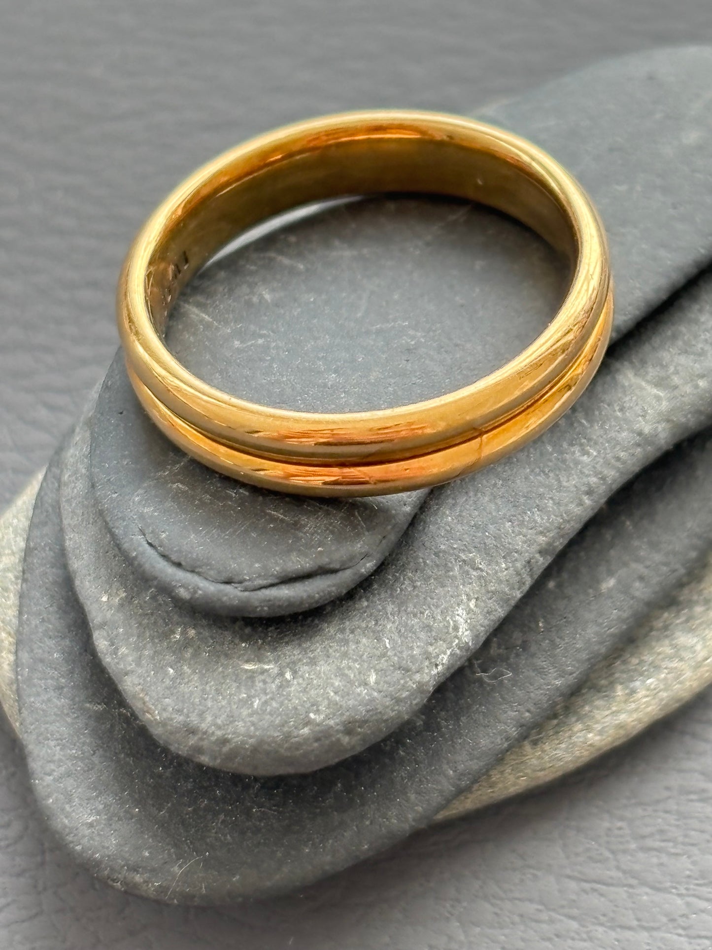 Vintage 18k Gold Double Band Ring