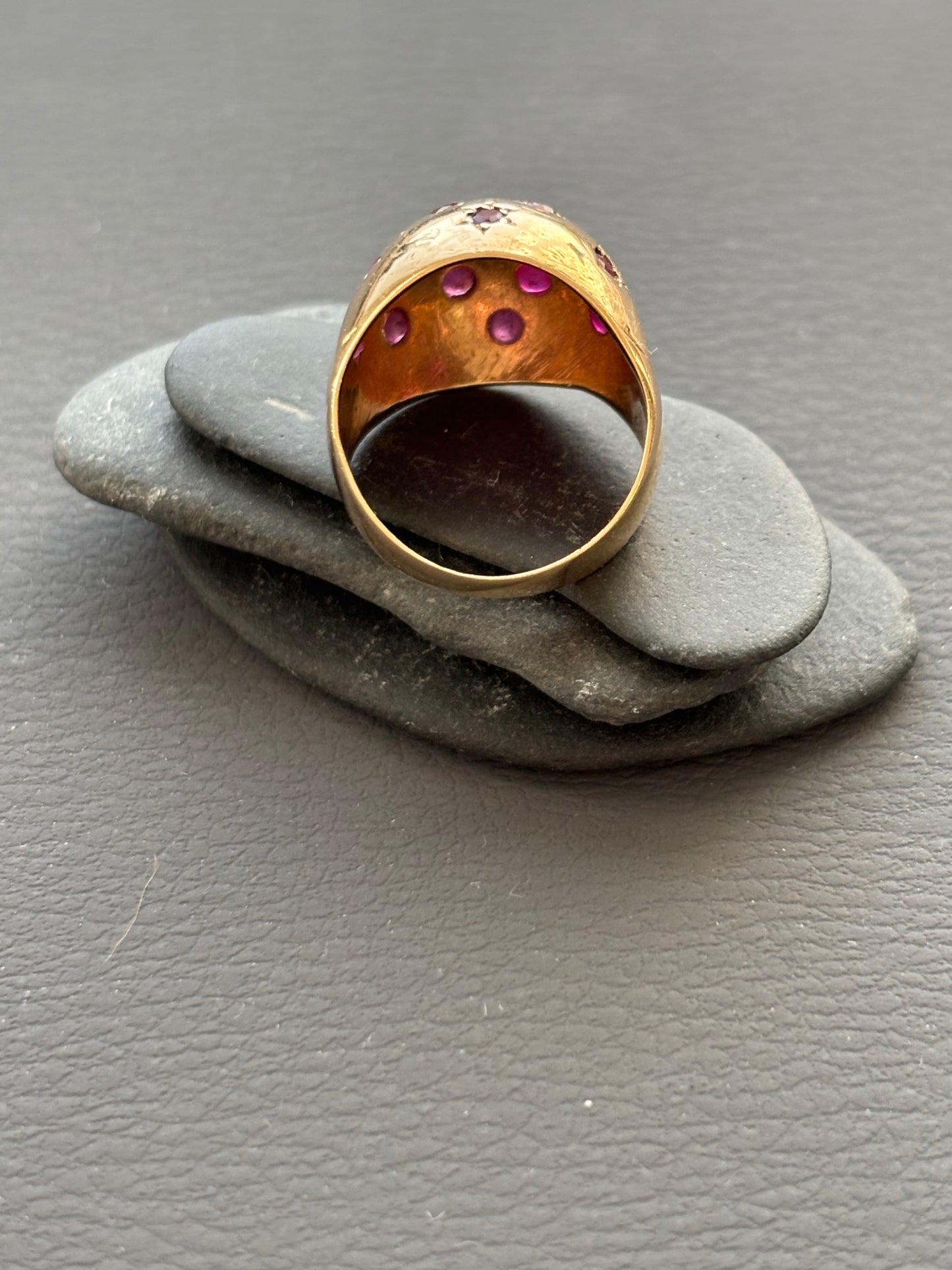 1950's Vintage 18k Gold Bombe Ring with Rubies