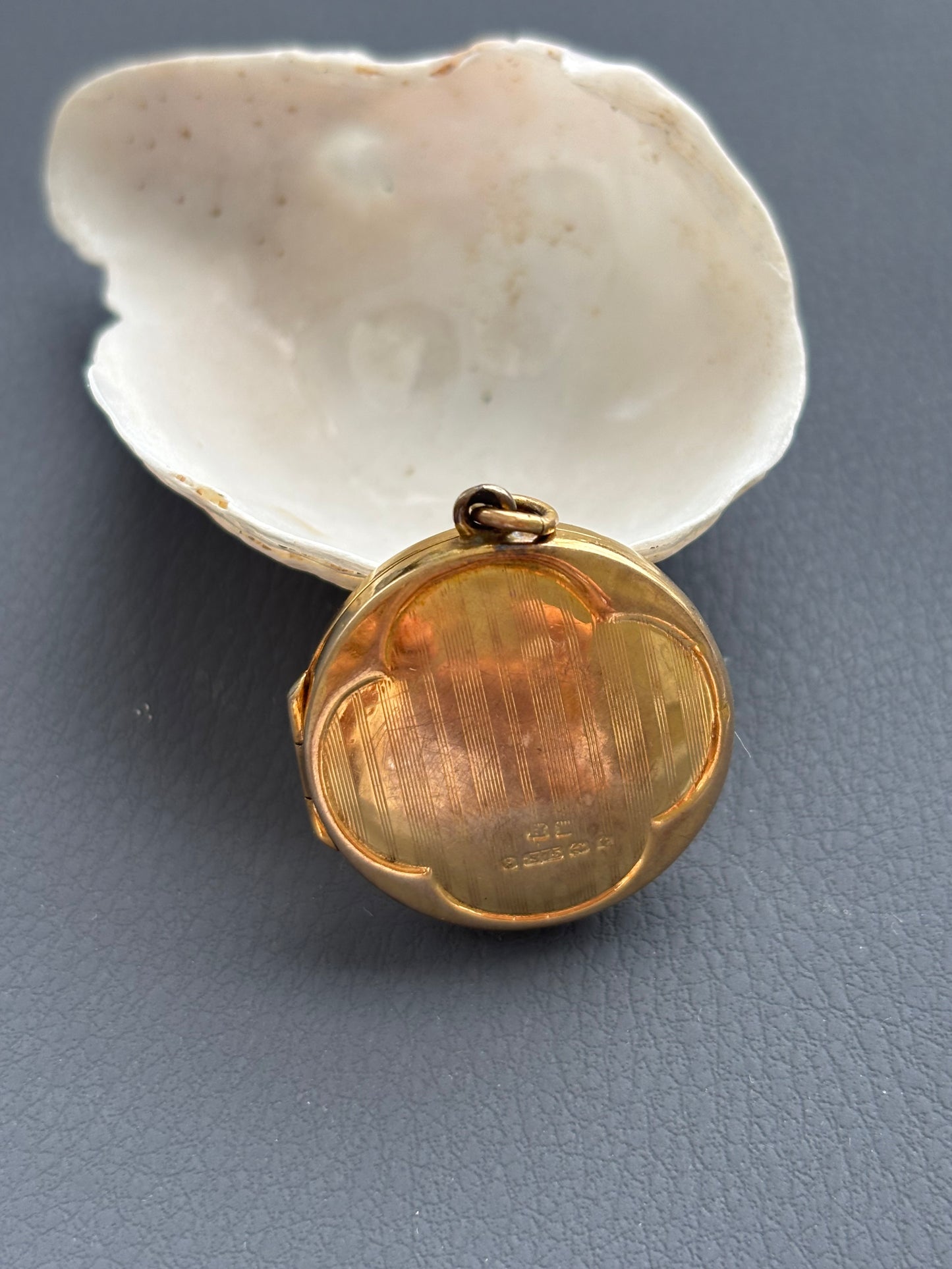 Antique 9k Gold Circular Locket