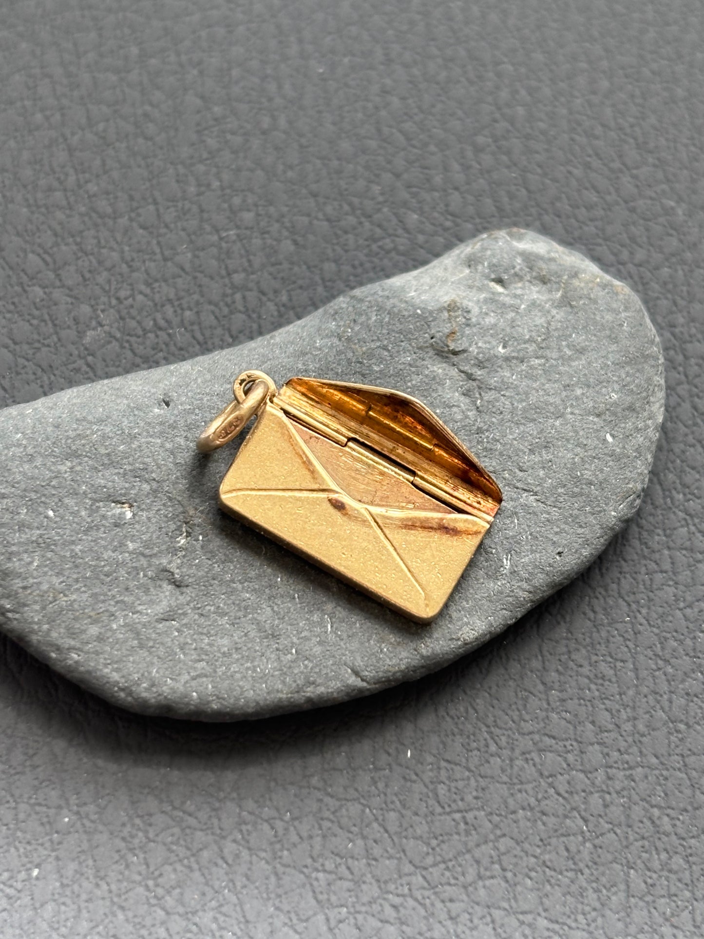 Vintage 9k Gold Mini Envelope Charm