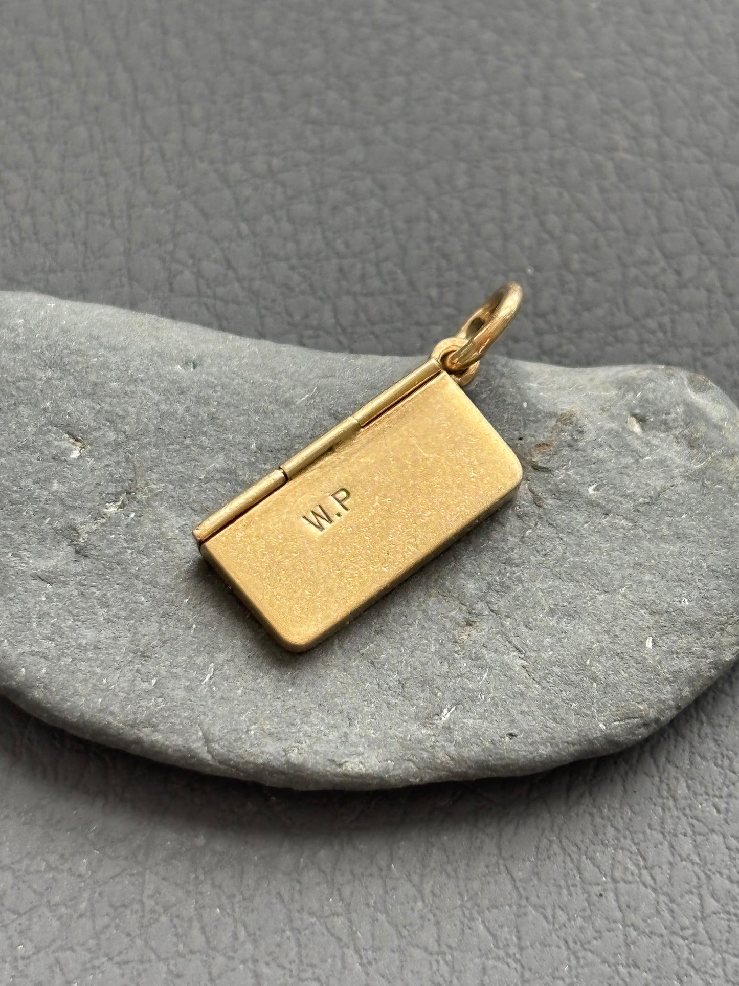 Vintage 9k Gold Mini Envelope Charm