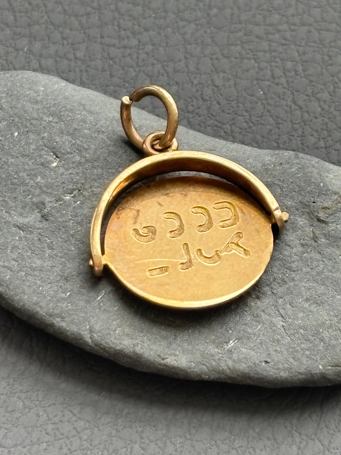 Vintage 9k Gold Good Luck Spinner Charm