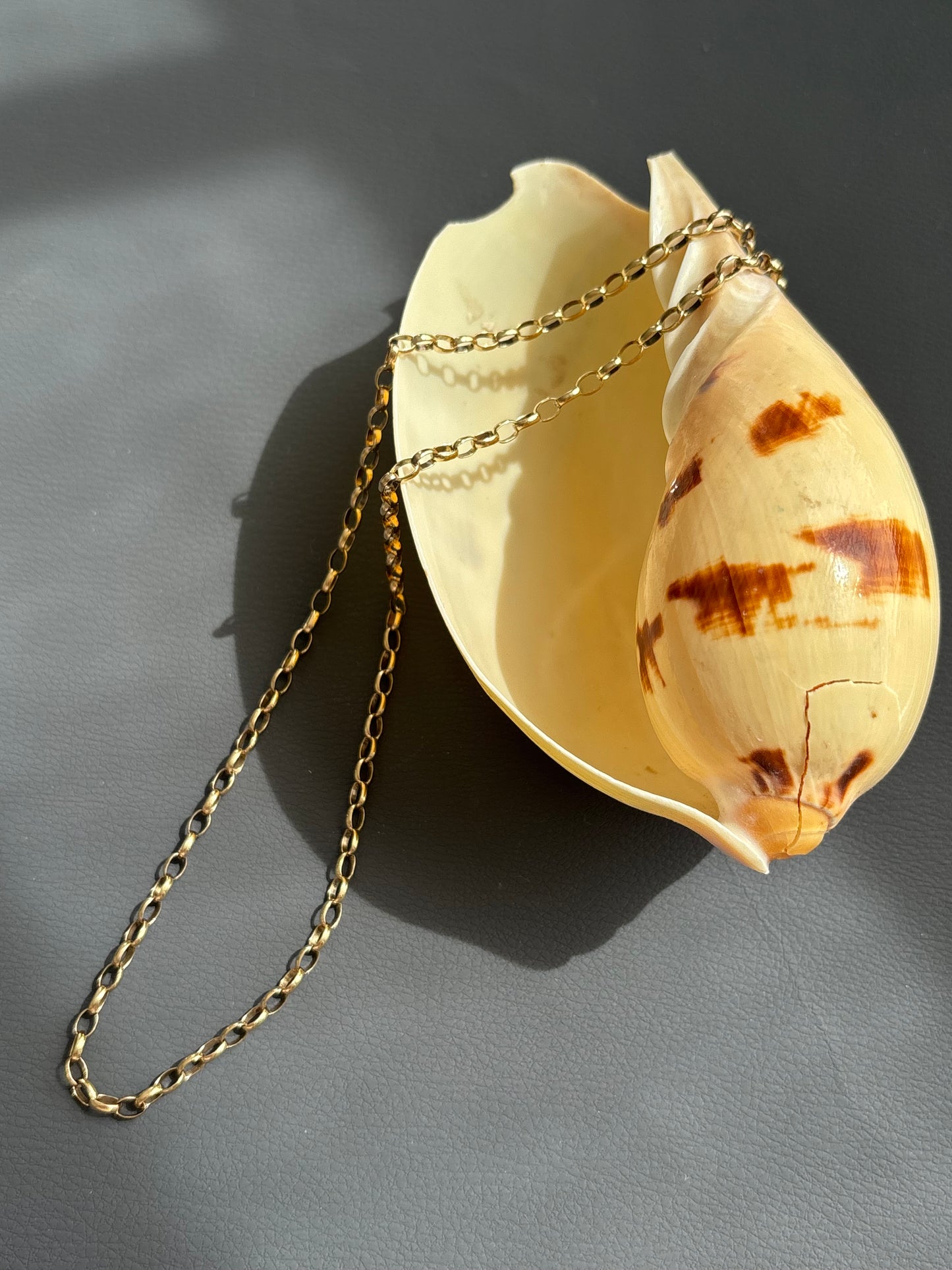 Vintage 9k Gold Rolo / Belcher Chain Necklace