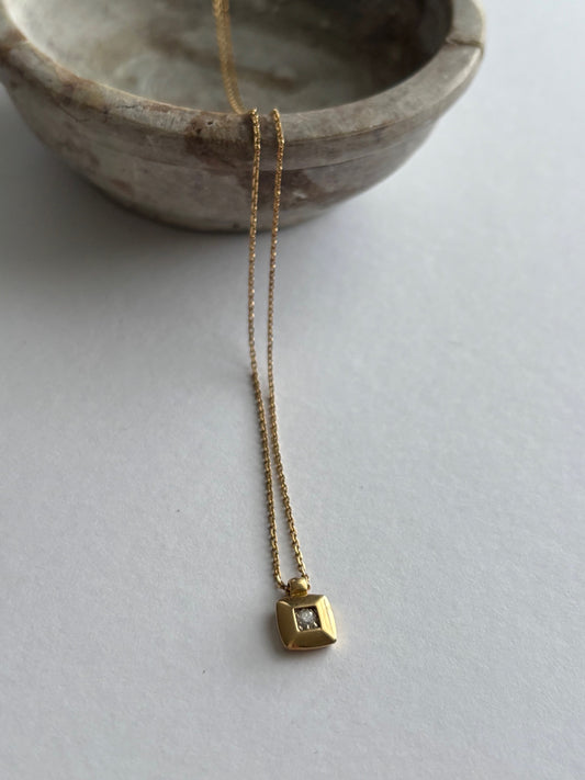 Vintage 18k Gold Chain with Square Diamond Pendant