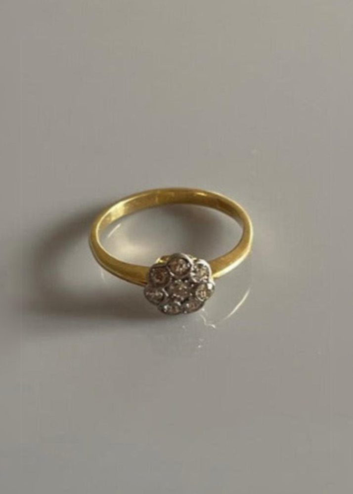 Art Deco 18ct Gold Diamond Flower Ring