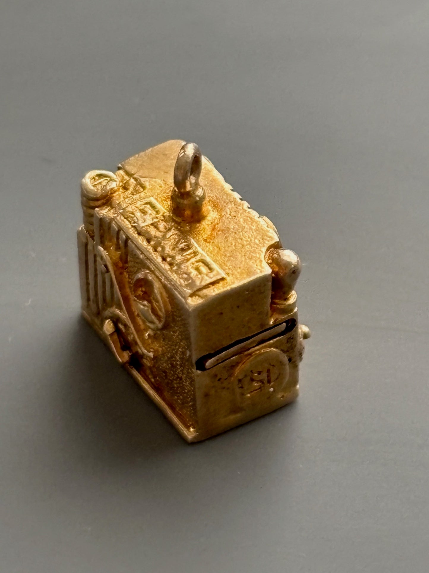 Vintage 9k Gold Movie Camera Charm Pendant
