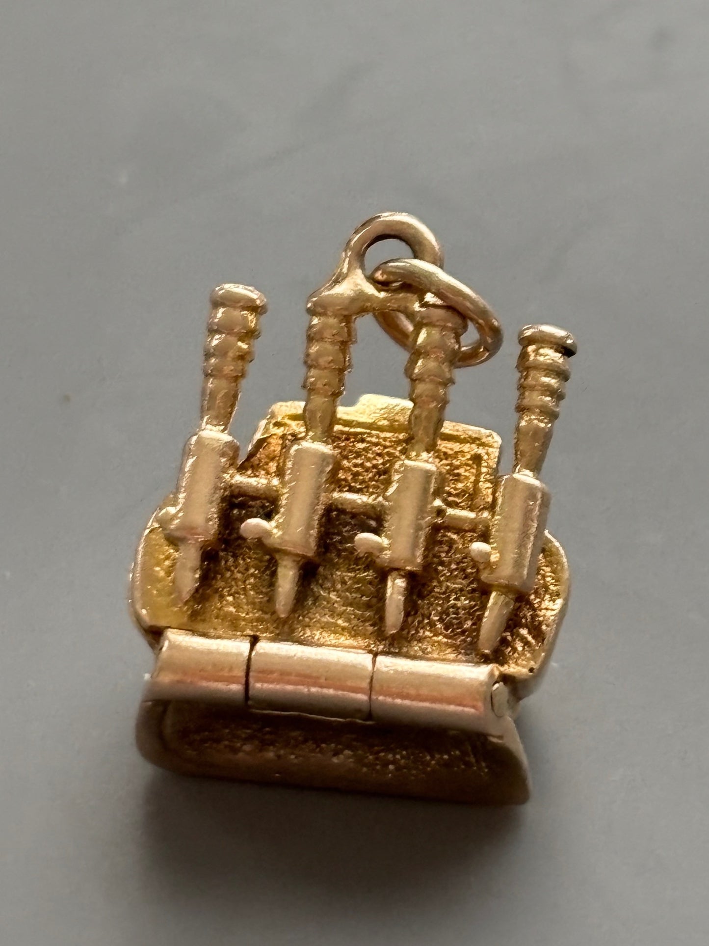 Vintage 9k Gold Espresso Machine Charm / Pendant