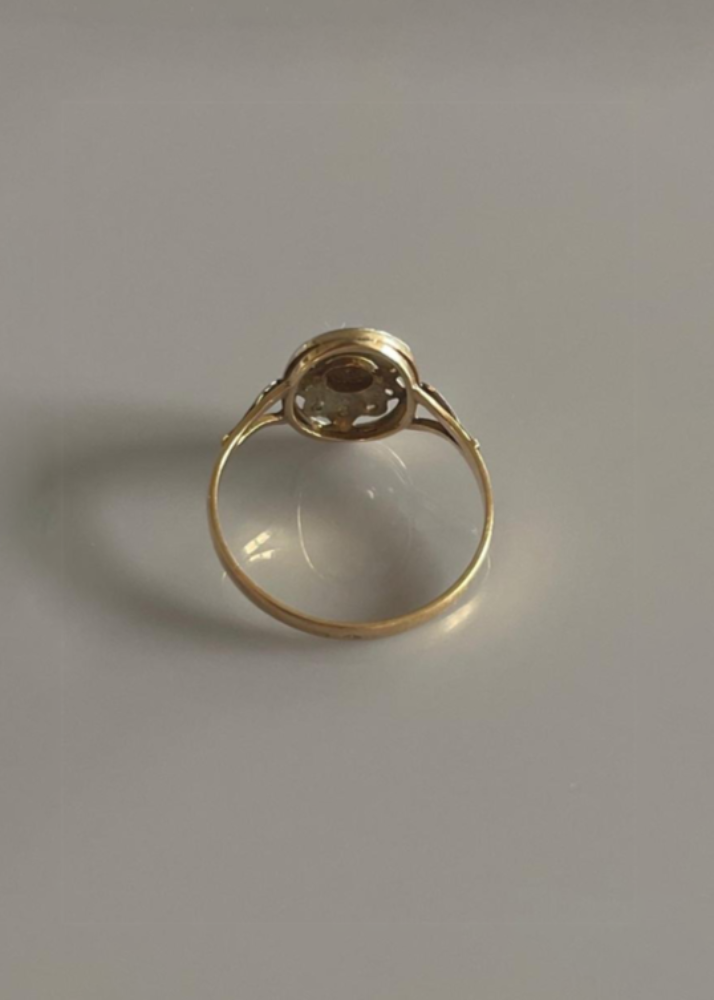 French 18ct Gold and Diamond Oval Ring in Platinum Setting