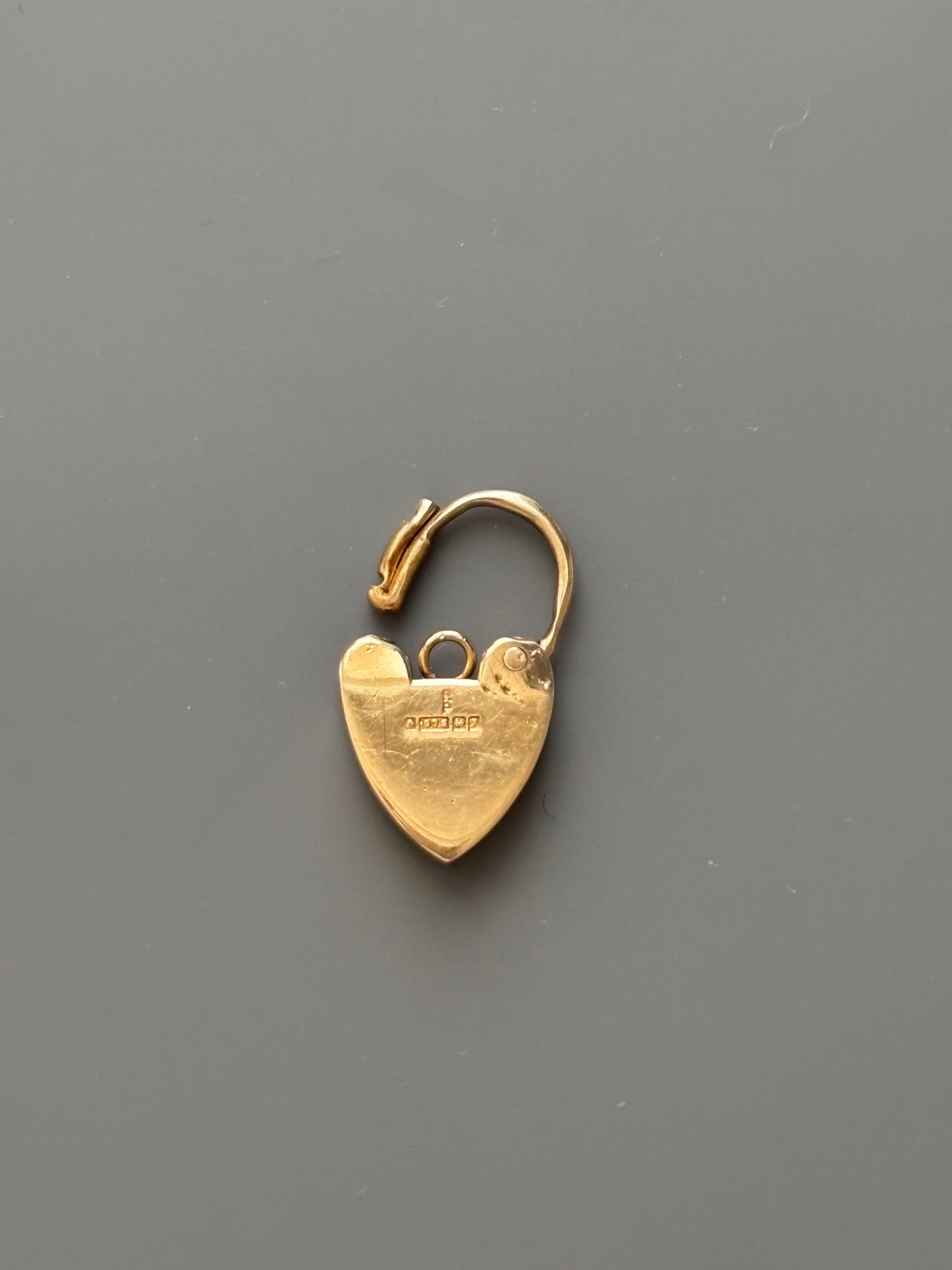 Vintage 9k Gold Heart Lock / Padlock Charm Pendant