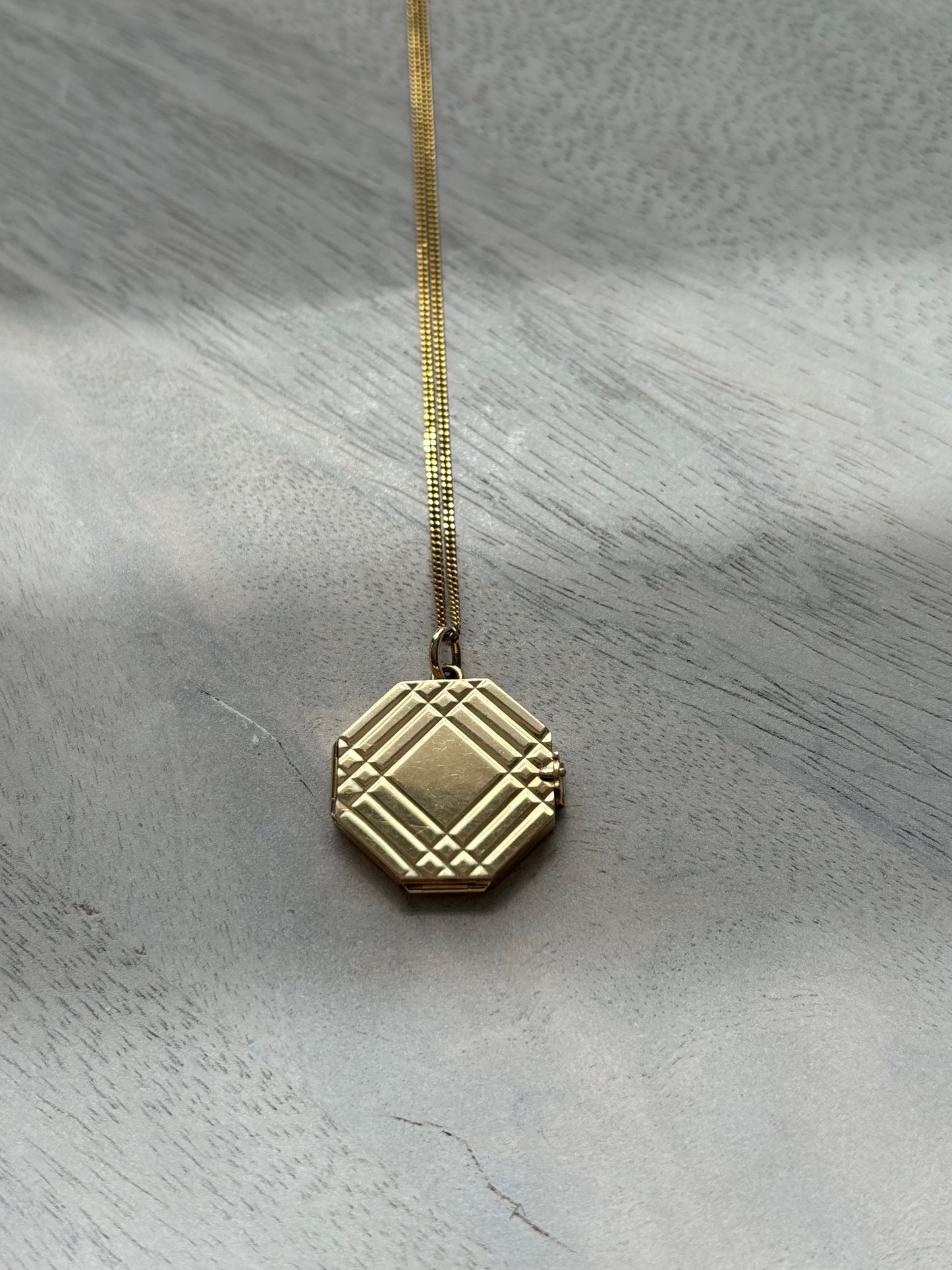 14k Mini Curb Chain and 4 way folding Pendant