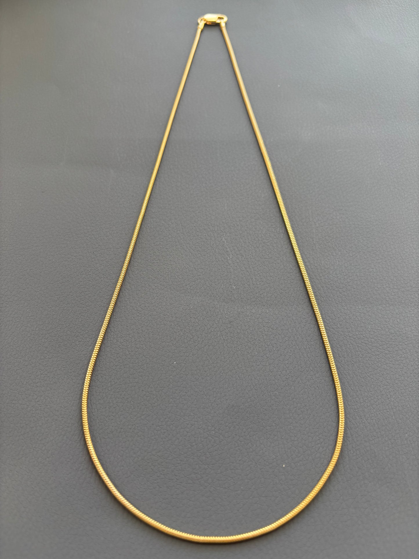 9k Gold Vintage Snake Chain Necklace
